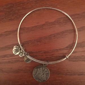 Alex and Ani yankee bracelet